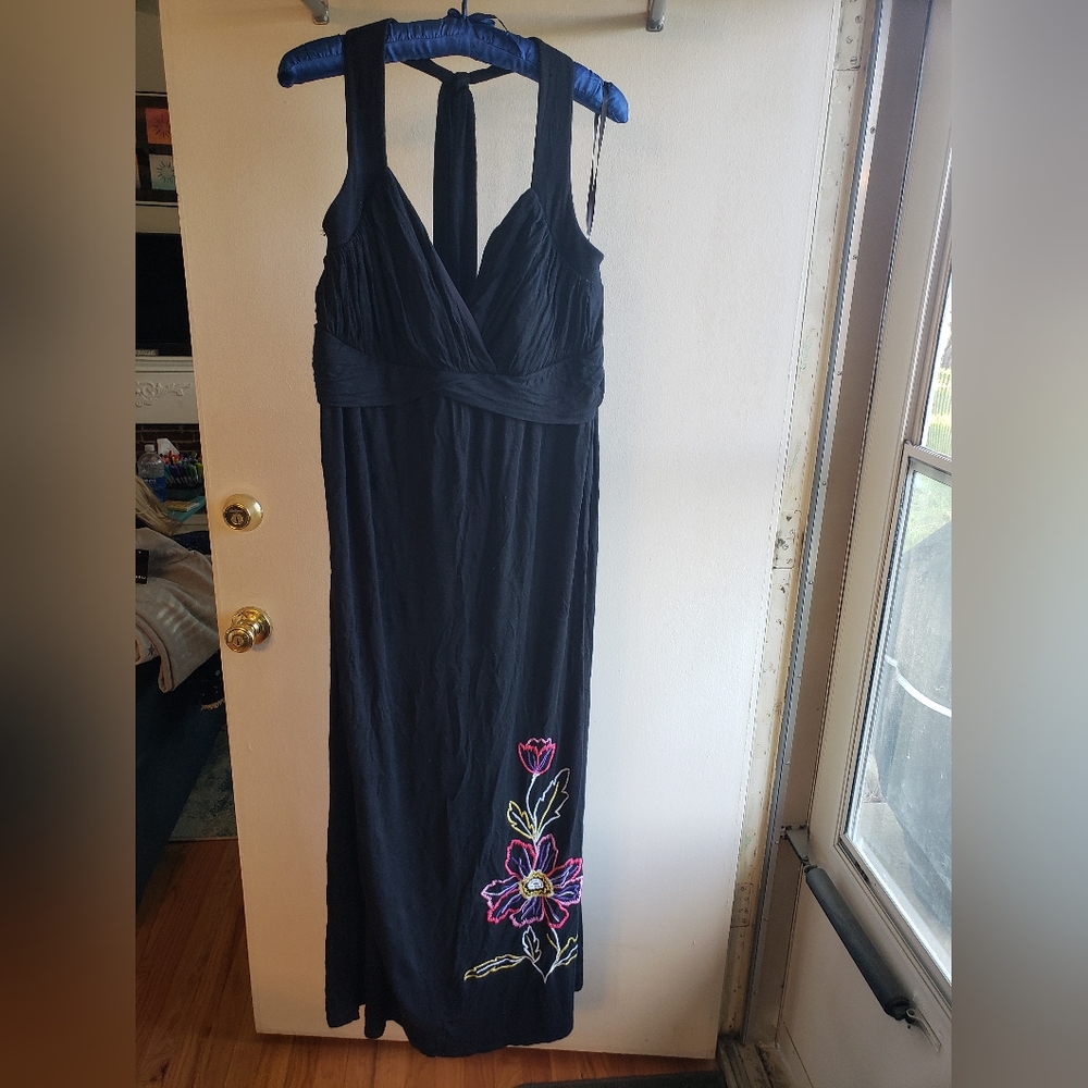Torrid size 2 black halter dress - Picture 2 of 4